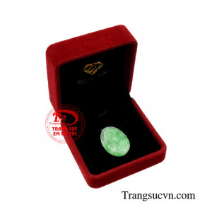 Mặt đức mẹ cẩm thạch an lành đeo đẹp, thời trang và phong cách