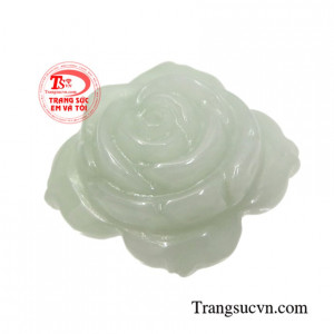 Ngọc cẩm thạch chứa nguồn năng lượng dồi dào, vì vậy cũng có tác dụng tiếp thêm nguồn động lực, mạnh mẽ, lạc quan trong cuộc sống