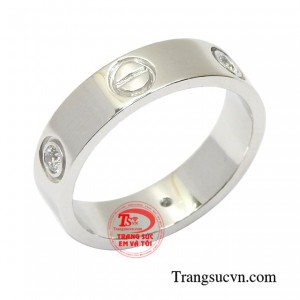Nhẫn vàng trắng moissanite nhận đặt chế tác theo yêu cầu.
