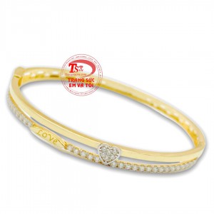 Vòng tay nữ trái tim dễ thương được thiết kế tinh tế và tỉ mỉ đến từng chi tiết nhỏ nhất