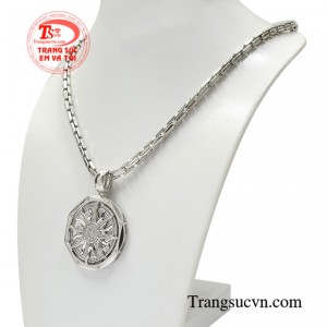 Sản phẩm mang lại cho phái mạnh sự lịch lãm, phong cách và cá tính.