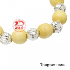 Chuỗi dâu tằm xinh xắn đẹp