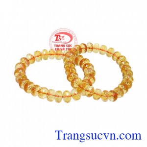 Thạch anh vàng là biểu tượng của sự giàu có, thịnh vượng. Chuỗi thạch anh vàng thịnh vượng