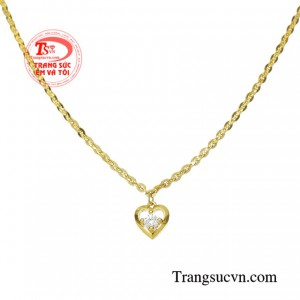 Với đường nét chế tác độc đáo, tinh xảo mang lại phong cách cá tính và riêng biệt cho phái đẹp.