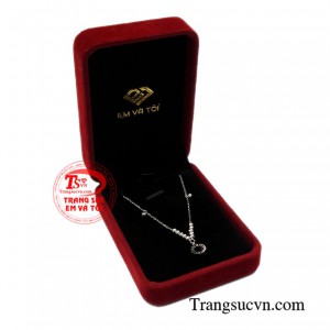 Lắc tay vàng trắng thanh lịch đẹp.