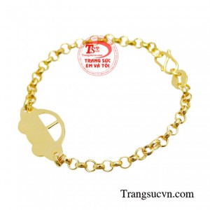 Sản phẩm phù hợp cho các bé đeo xinh xắn và an toàn.