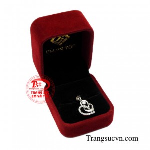 Mặt dây chuyền vàng trắng độc đáo