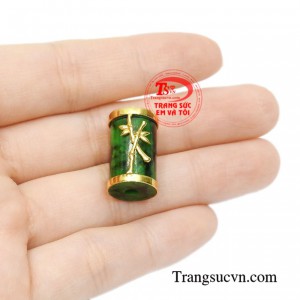 Mặt trụ cẩm thạch bọc vàng bảo hành chu đáo.