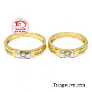 Với những đường nét đầy tinh tế giúp người đeo thêm phần hợp thời trang hơn.