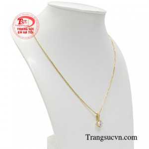 Sản phẩm rất được phái đẹp ưa chuộng, mang lại phong cách thời trang sang trọng và tinh tế