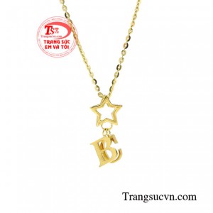 Bộ mặt dây chữ chất lượng món quà tặng ý nghĩa dành cho người thân, bạn bè.