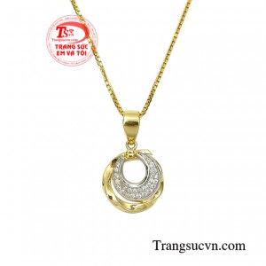 Bộ mặt dây vàng tây hiện đại chất lượng.