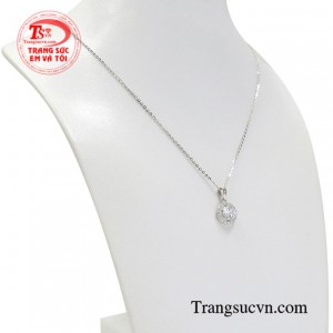 Bộ sản phẩm sẽ đem đến vẻ thanh lịch và thời trang cho phái đẹp.