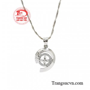 Bộ mặt dây vàng trắng xu hướng nhận đặt chế tác theo yêu cầu.