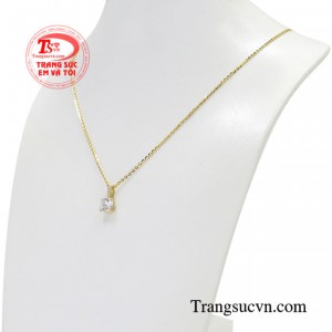 Bộ sản phẩm giúp tôn lên nét dịu dàng và thanh lịch cho phái nữ.