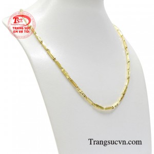Sản phẩm phù hợp nhiều phong cách thời trang và trang phục mang lại sự sang trọng, cá tính