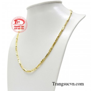 Với chiếc dây chuyền này sẽ giúp phái mạnh tạo được dấu ấn riêng, nổi bật giữa đám đông