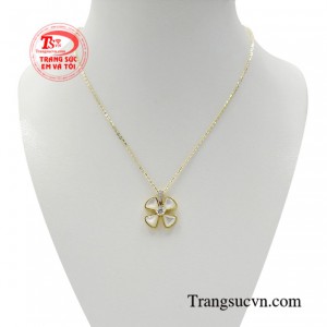 Dây chuyền nữ tinh khôi luôn nhận được đánh giá cao của người dùng về chất lượng sản phẩm. 