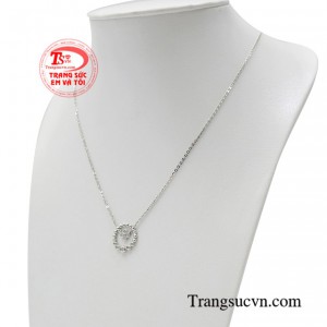 Với thiết kế độc đáo, mới lạ mang lại nét cá tính thời trang và đẳng cấp quý cô