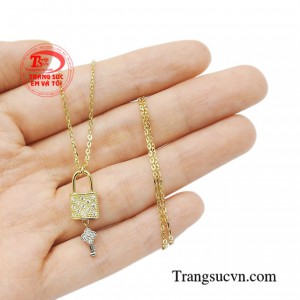 Dây chuyền ổ khóa may mắn món quà tuyệt vời cho người yêu thương