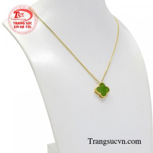 Đây là dòng sản phẩm mới mang lại nhiều may mắn và bình an cho người đeo nên rất được ưa chuộng.