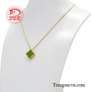 Không chỉ để làm đẹp sản phẩm còn giúp đem đến nhiều lợi ích về sức khỏe và giúp tinh thần nữ giới sảng khoái và thư thái hơn.