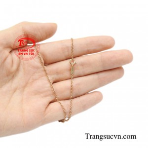 Dây chuyền vàng hồng duyên dáng tinh xảo.