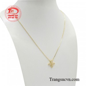 Sản phẩm được nhập khẩu từ Hàn Quốc với công nghệ chế tác cao cấp tạo nên một sản phẩm hoàn hảo đến từng chi tiết