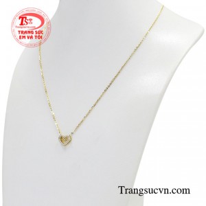 Đây cũng là món quà thường được các chàng trai lựa chọn dành tặng cho người con gái thân thương.