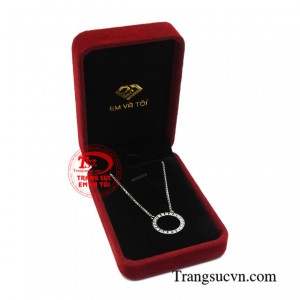 Dây chuyền vàng trắng quý cô thiết kế độc đáo thời trang