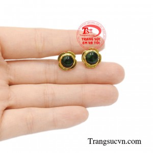 Hoa tai cẩm thạch trang nhã nhận đặt chế tác theo yêu cầu, đảm bảo chất lượng.