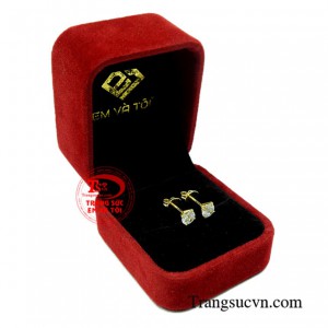 Hoa tai gắn đá sang trọng tinh tế