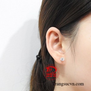 Hoa tai gắn đá sang trọng chế tác cao cấp