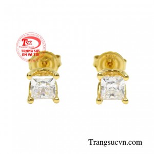 Hoa tai nụ vàng dễ thương hiện đang là sản phẩm mới của trang Em và Tôi được nhiều người ưa chuộng.