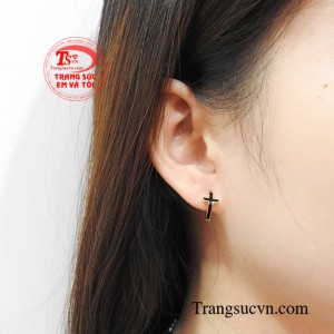 Hoa tai nữ vàng thánh giá