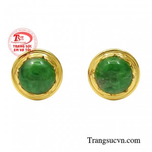 Hoa tai vàng cẩm thạch tinh tế thiết kế kiểu dáng đơn giản nhưng vẫn toát lên vẻ quý phái.