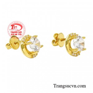 Sản phẩm giúp tôn lên nét thanh lịch và trang nhã cho người đeo, phù hợp với nhiều trang phục khác nhau.