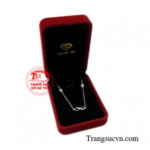 Lắc chân bạc duyên dáng