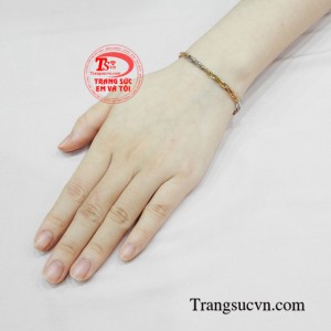 Lắc tay nữ sành điệu