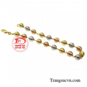 Lắc tay nữ vàng tây thanh lịch sự lựa chọn hoàn hảo để làm quà tặng cho người thân, bạn bè.