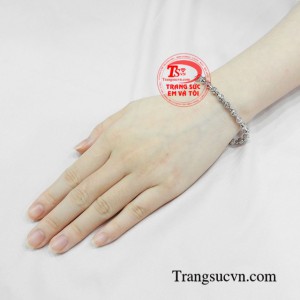 Lắc tay vàng trắng dịu dàng tinh tế