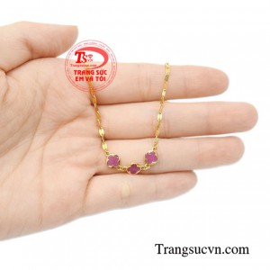 Lắc vàng nữ giới tinh tế giao hàng nhanh trên toàn quốc.