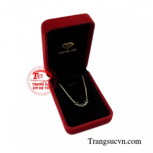 Lắc vàng nữ giới xinh xắn đẹp.