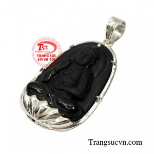 Phật A Di Đà là vị phật hộ mệnh cho người tuổi Tuất và tuổi Hợi đem lại nhiều may mắn và bình an.