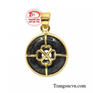 Mặt vàng thạch anh tóc may mắn thiết kế kiểu dáng độc đáo mang đến nét duyên dáng cho người đeo.