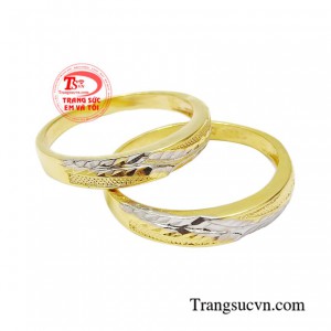 Nhẫn cưới vàng cao cấp với chế tác độc đáo, tinh xảo bằng vàng 10k rất được các cặp đôi ưa chuộng
