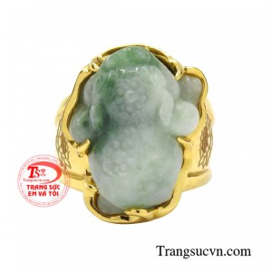 Do đó linh vật này được rất nhiều người ưa thích và thường được gắn trên các sản phẩm trang sức đá quý.