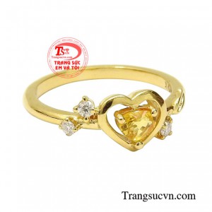 Nhẫn nữ sapphire vàng trái tim vàng 18k món quà tặng ý nghĩa trong những ngày đặc biệt.