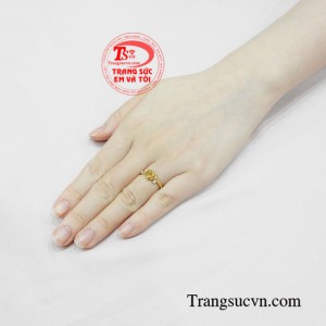 Nhẫn nữ sapphire vàng trái tim