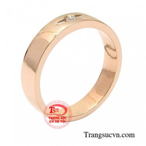 Nhẫn vàng hồng kim cương với điểm nhấn là viên kim cương thiên nhiên lấp lánh kết hợp cùng vàng hồng 18k tạo nên một sản phẩm hoàn mỹ.
